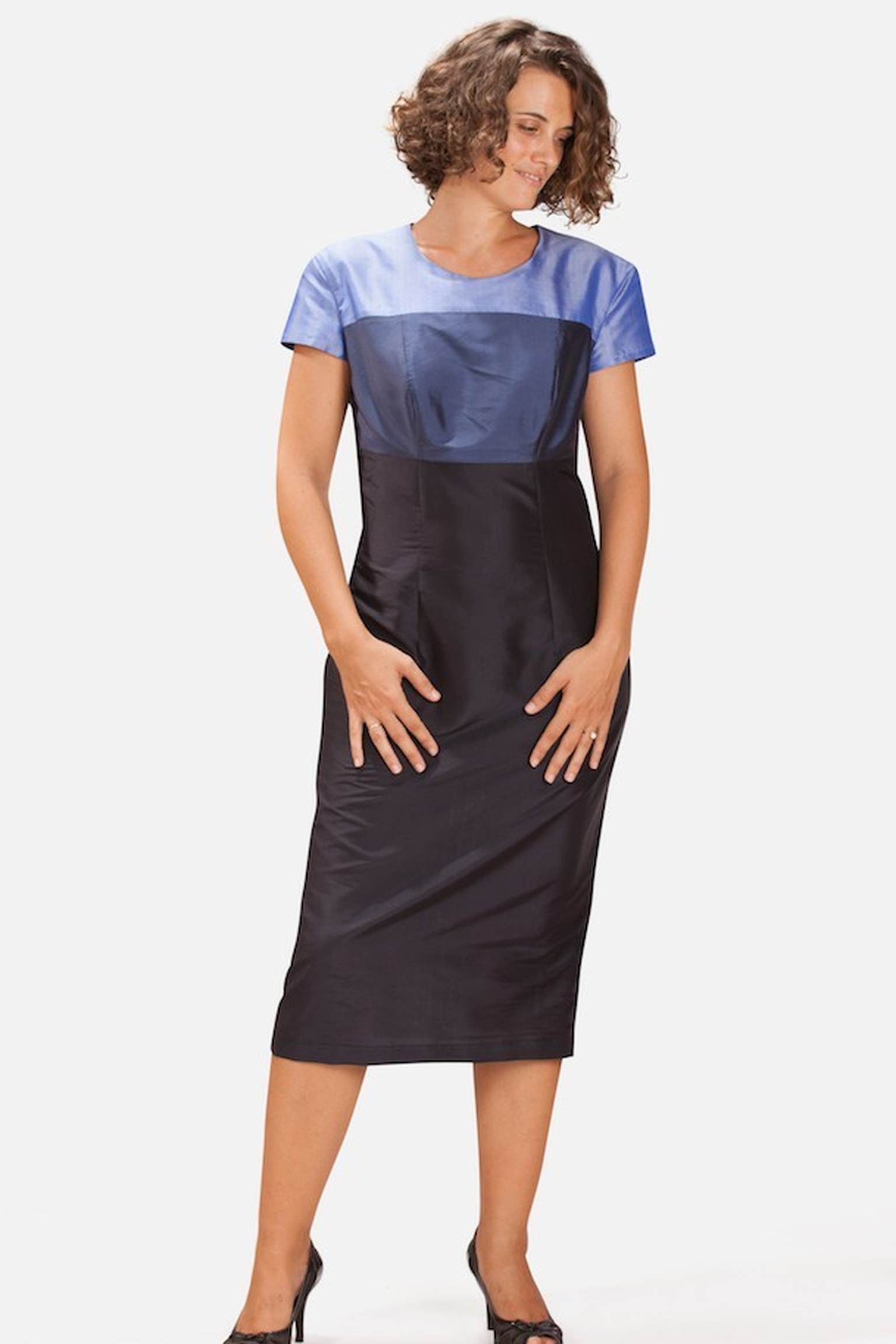blue color block mid length natural silk dress, short sleeves